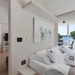 Victorie Buqez Villa *