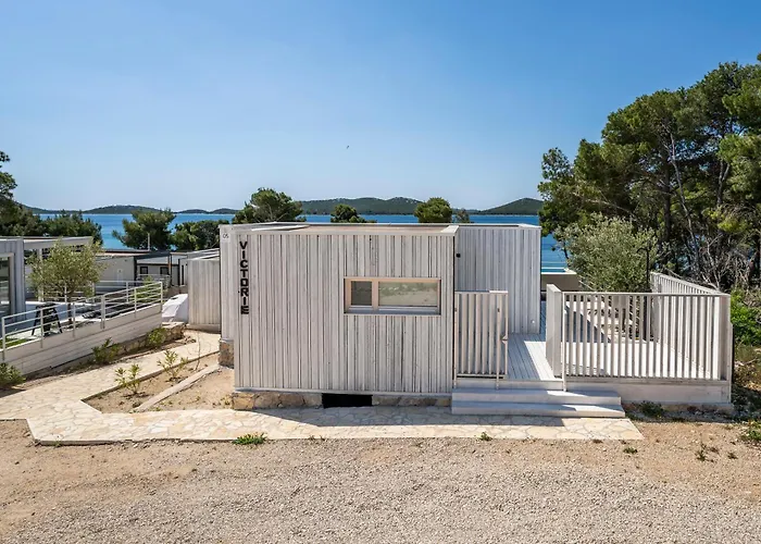 Victorie Buqez Villa *