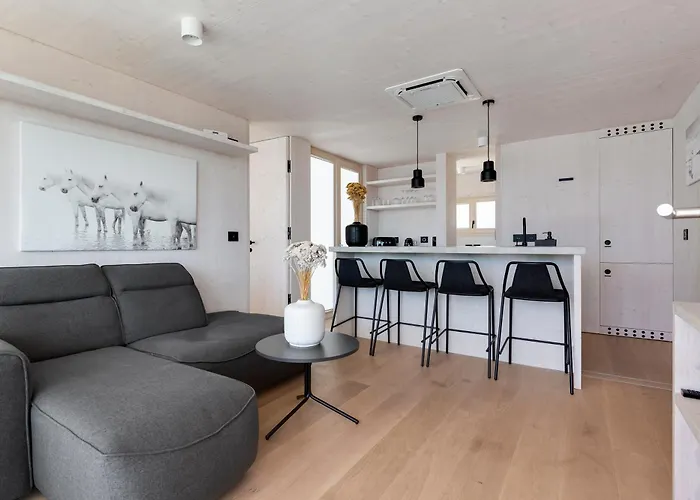 Victorie Buqez * Drage