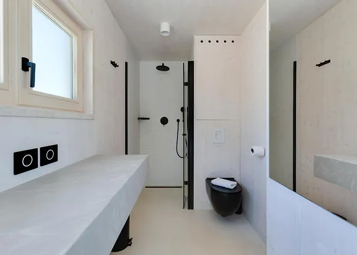 Victorie Buqez Villa